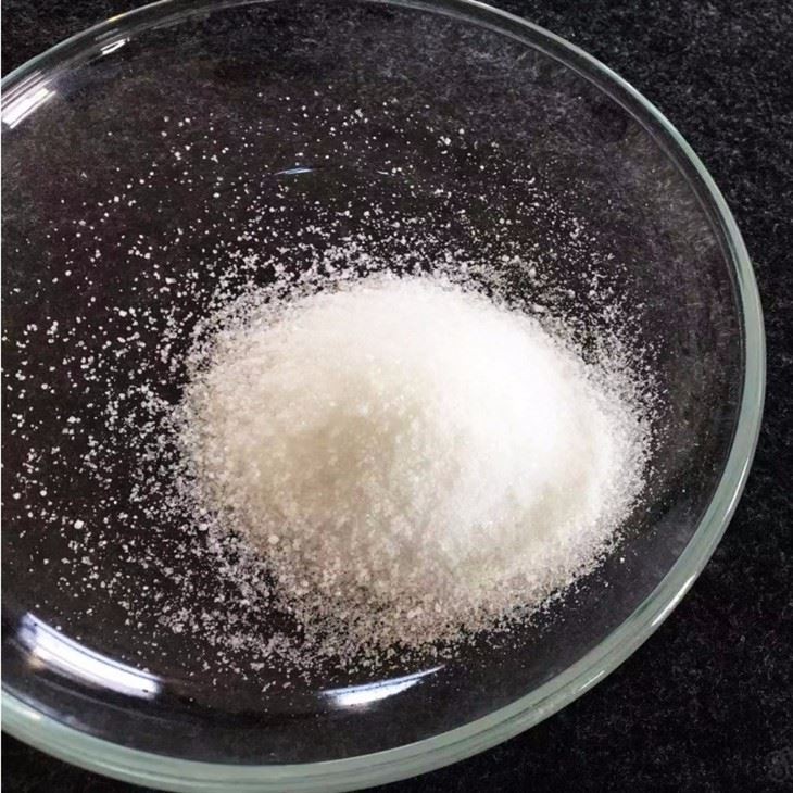 Flammhemmendes Harnstoffphosphat
